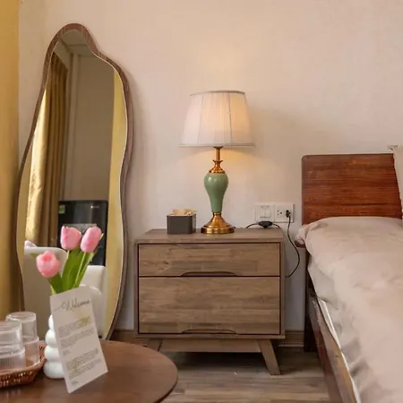 Hotel Dechill House
